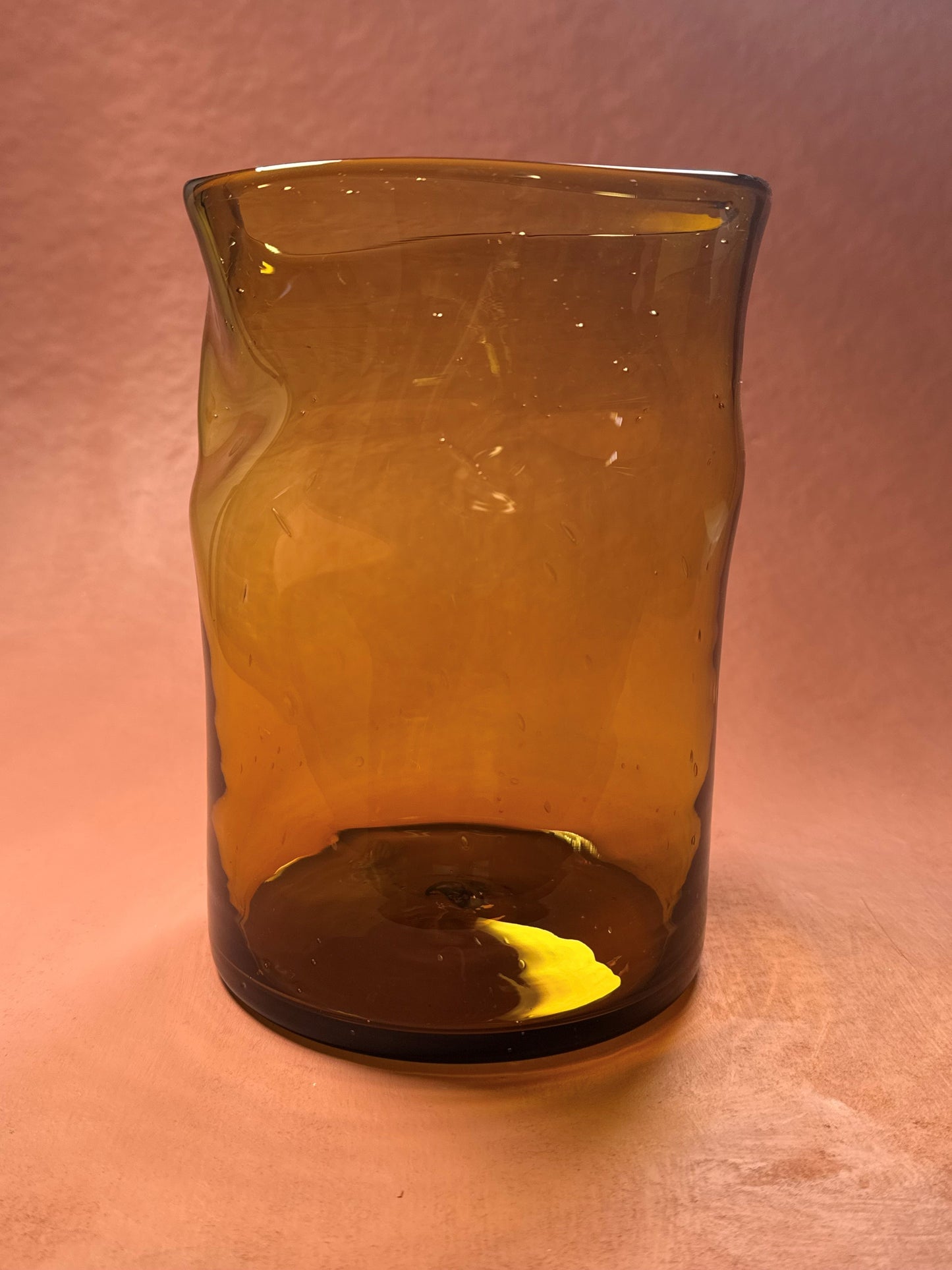 Smelta vase (lav)