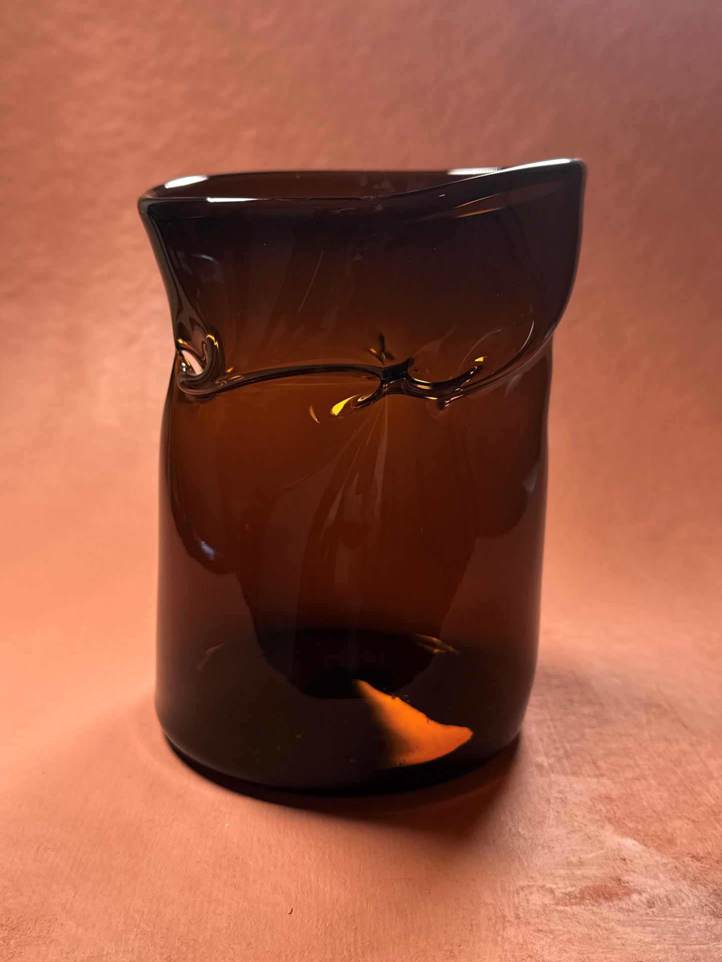 Smelta vase (lav)