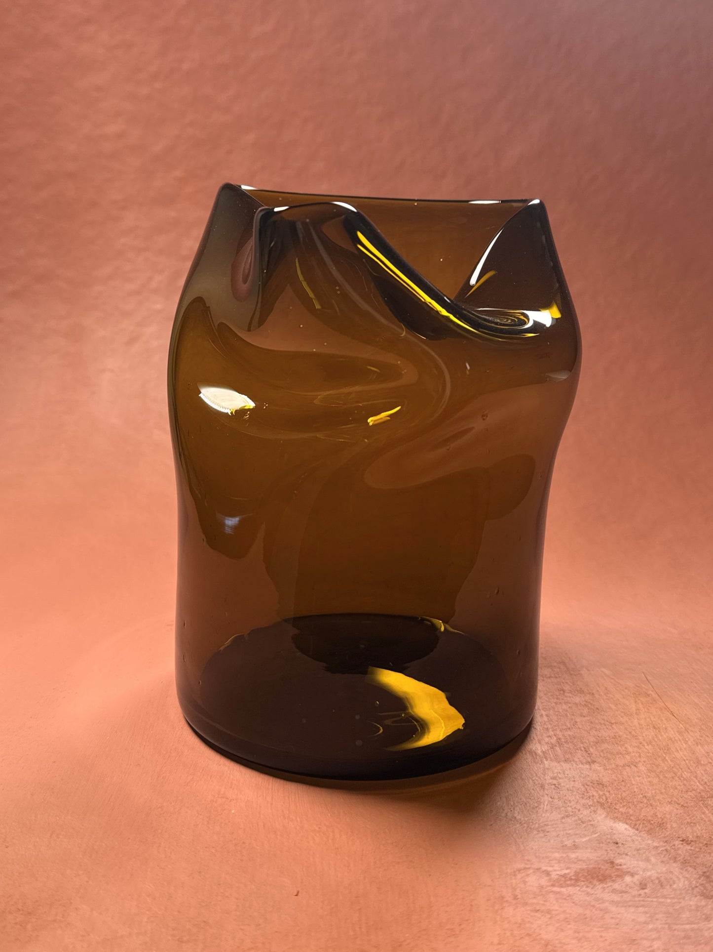 Smelta vase (lav)