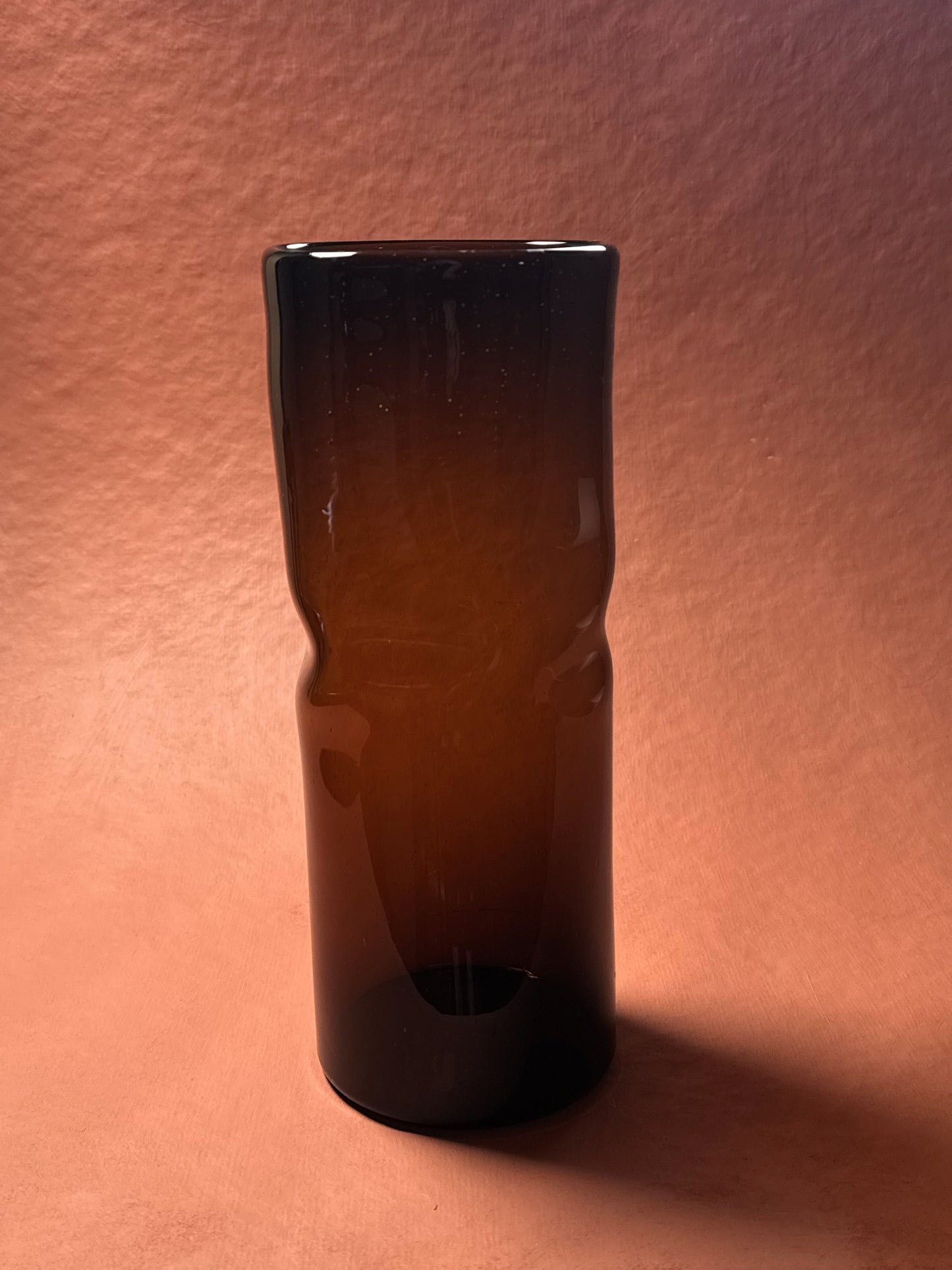 Smelta vase (høy)