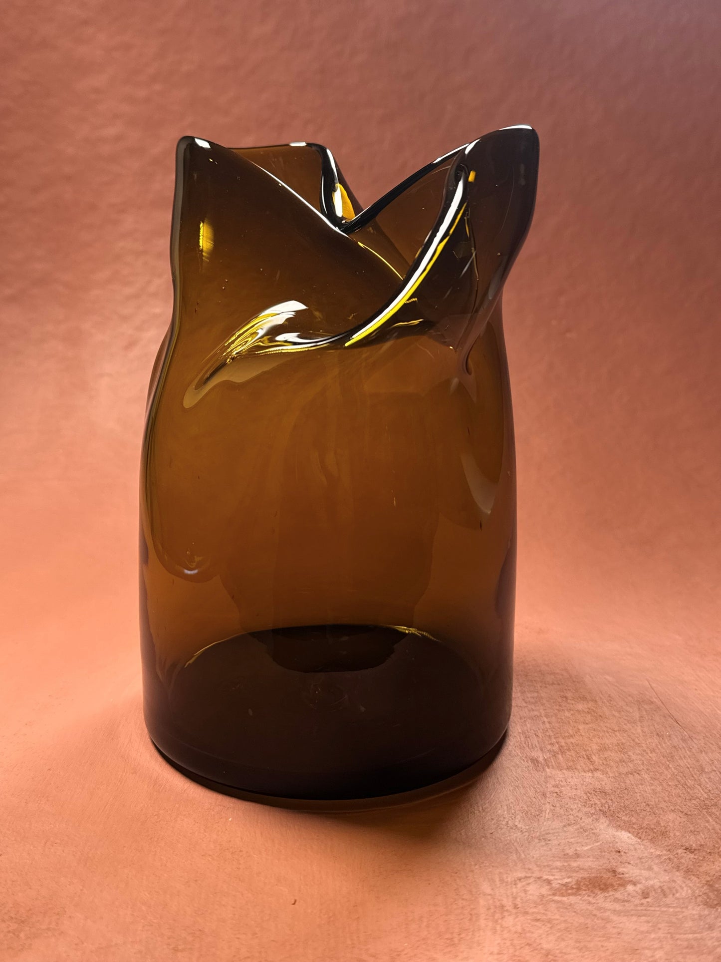 Smelta vase (lav)
